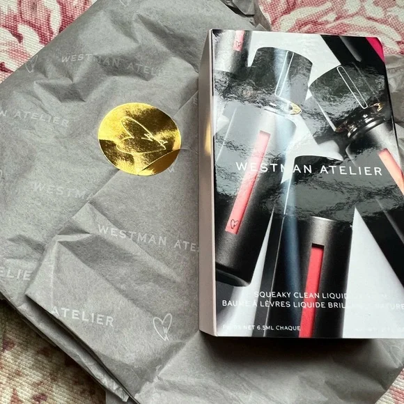 BNIB Westman Atelier Lou Lou Squeaky Clean lip balm ๐๐ป two/set of 2 ๐๐ป - Picture 3 of 5